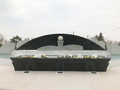 神戸市鵯越墓園 合葬式墓地の写真