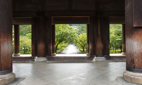 京都の南禅寺にお墓や永代供養ある？三門の中